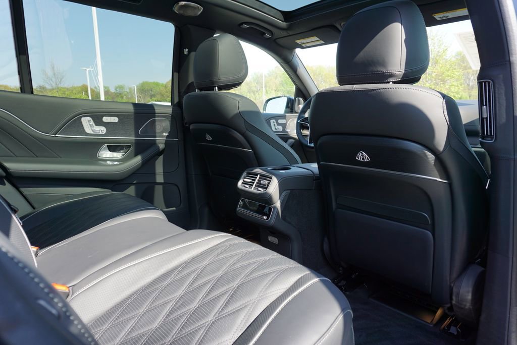 Certified 2025 Mercedes-Benz Maybach GLS 600 4MATIC image 53