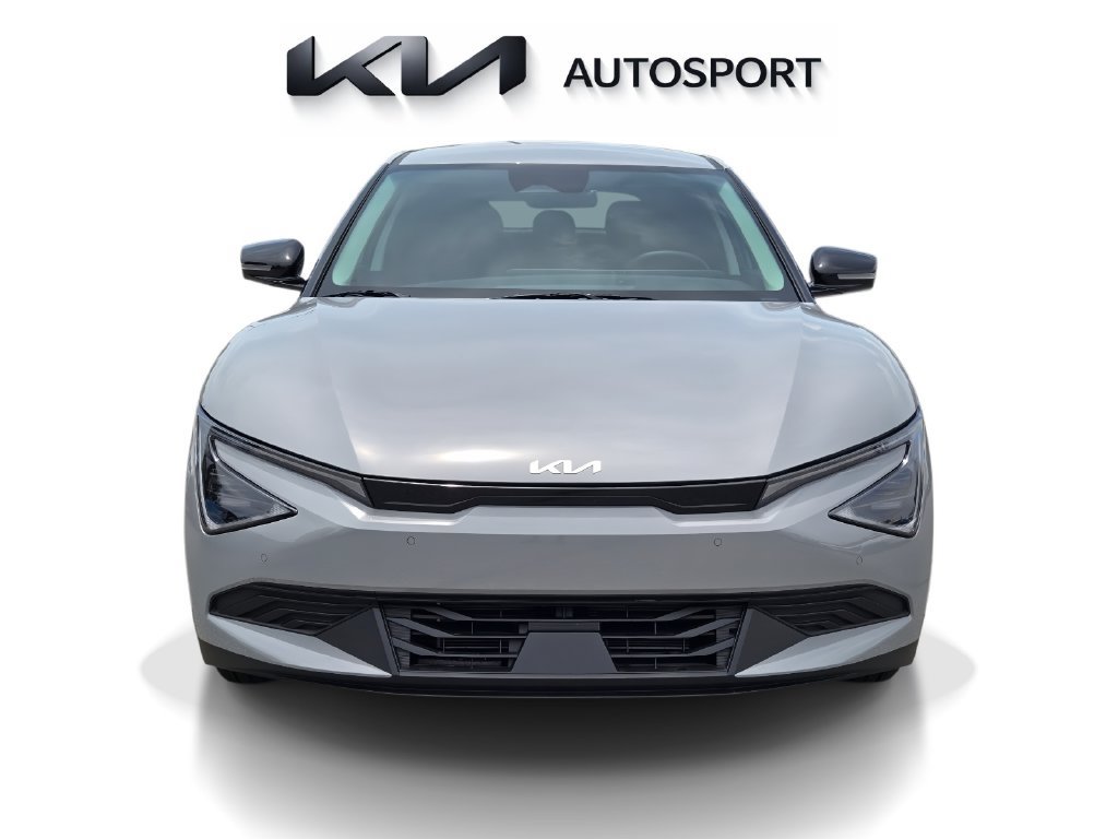 New 2026 Kia EV6 Light RWD image 2