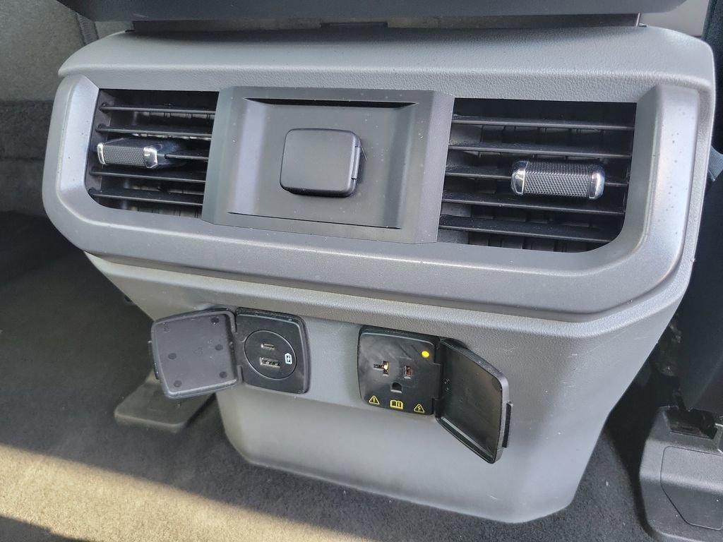Used 2023 Ford F150 Lightning XLT AWD/4WD image 22