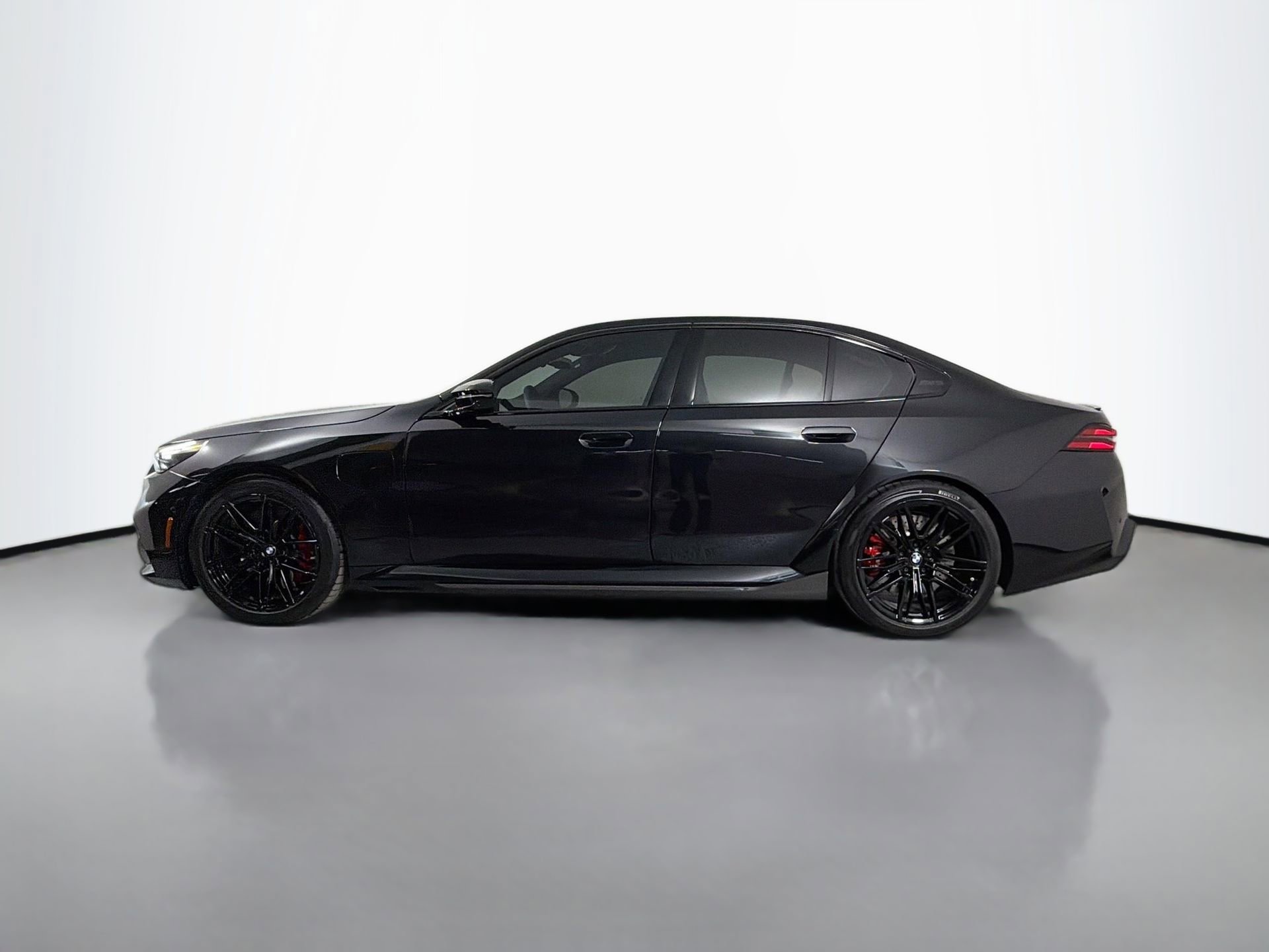 New 2026 BMW M5 w/ Executive Package image 8