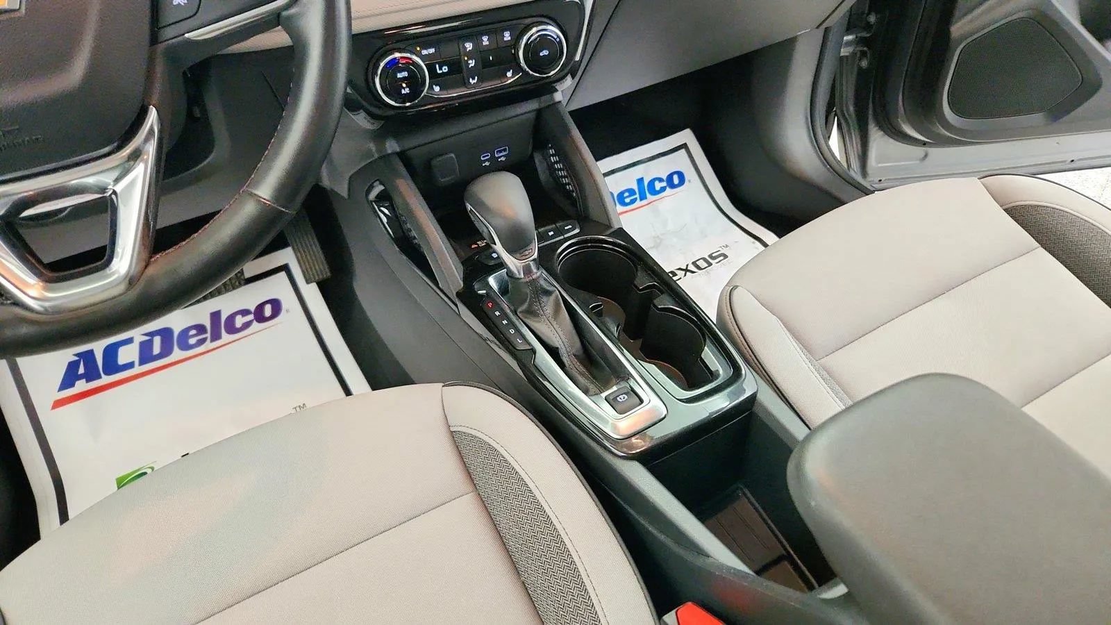Used 2024 Chevrolet TrailBlazer LT w/ Convenience Package AWD/4WD image 26