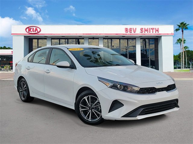 Certified 2024 Kia Forte LXS image 1