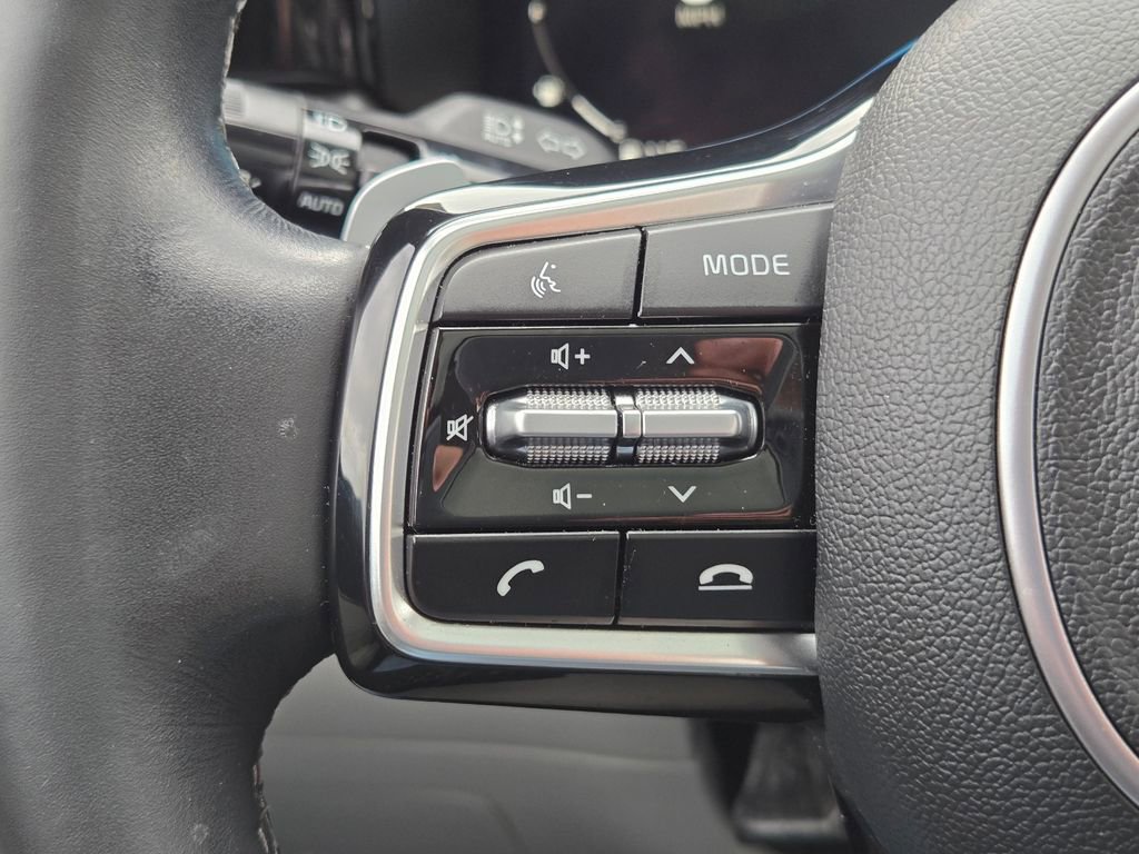Certified 2023 Kia Sorento SX AWD/4WD image 24