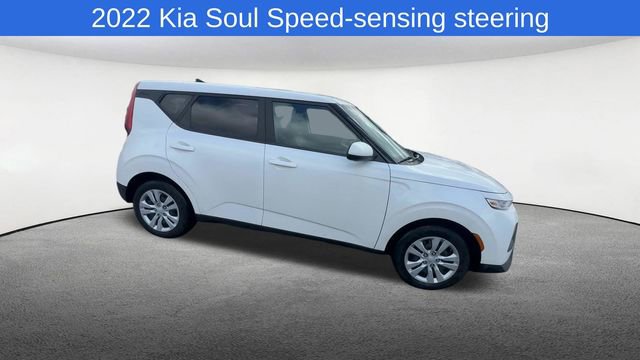 Used 2022 Kia Soul LX image 10