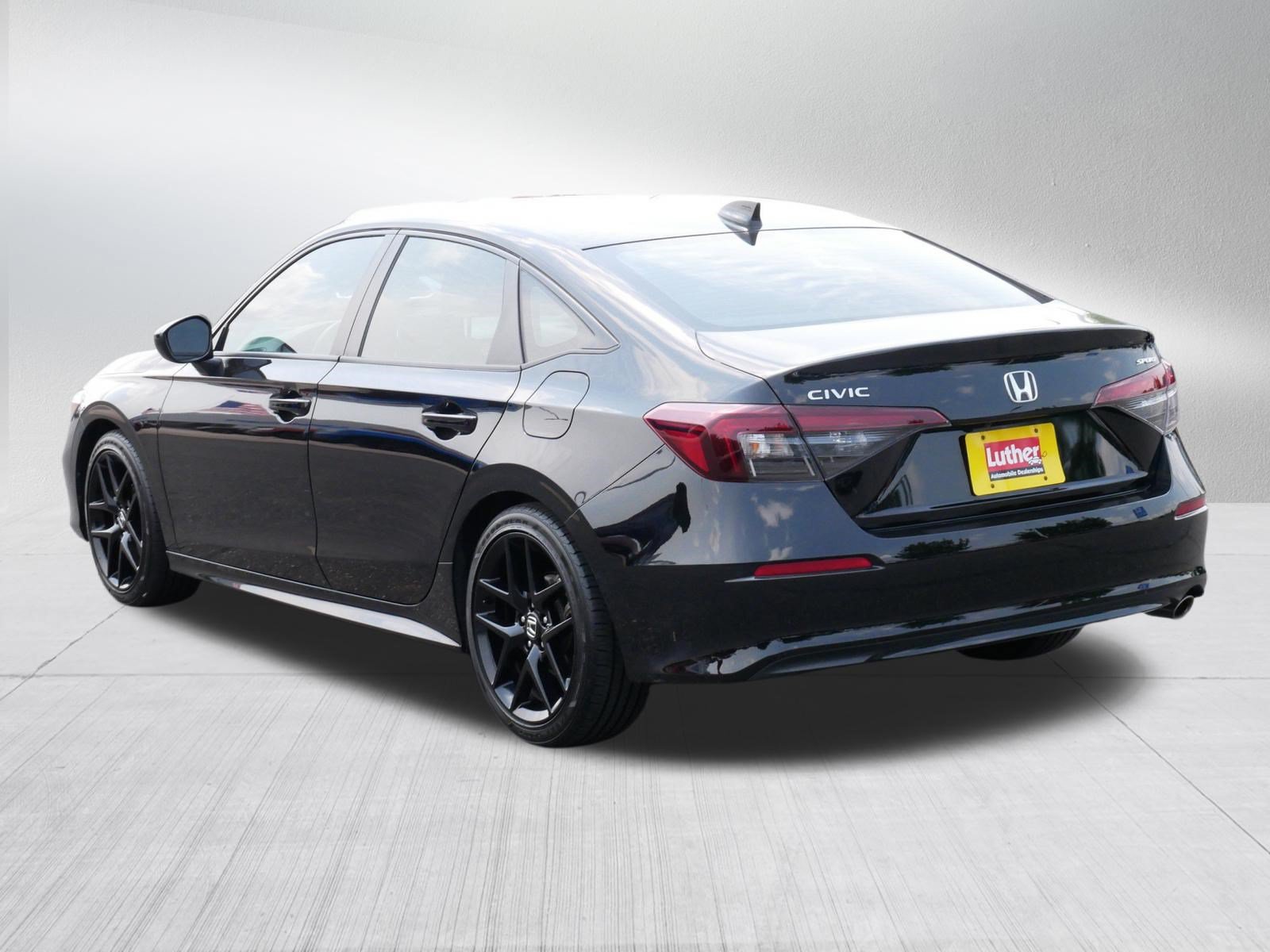 Used 2025 Honda Civic Sport image 5