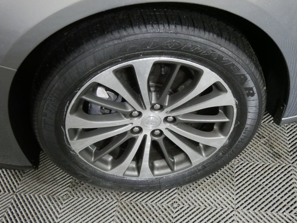 Used 2017 Buick LaCrosse Preferred image 10