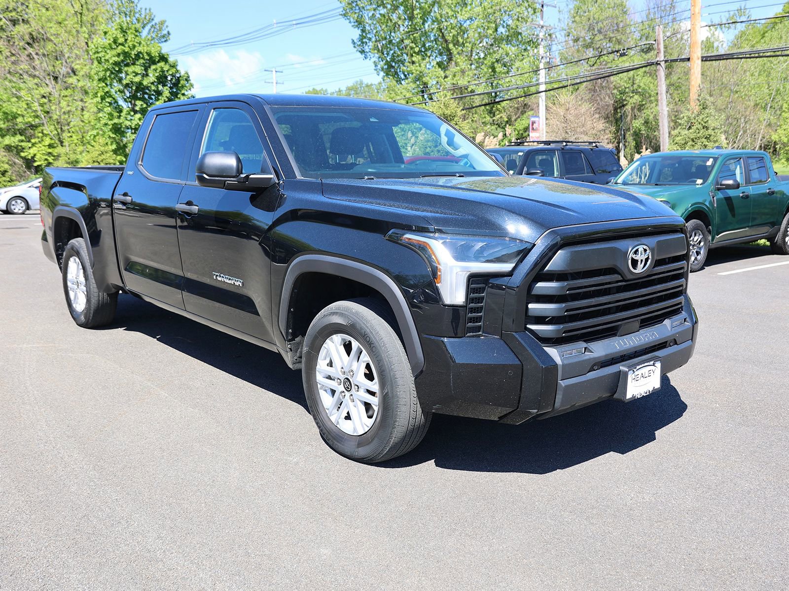 Used 2022 Toyota Tundra SR5 AWD/4WD video 1
