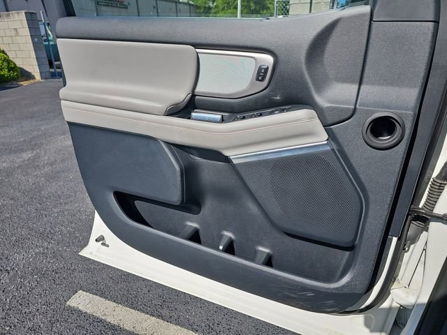 Used 2025 Ford Expedition Max Active RWD image 25