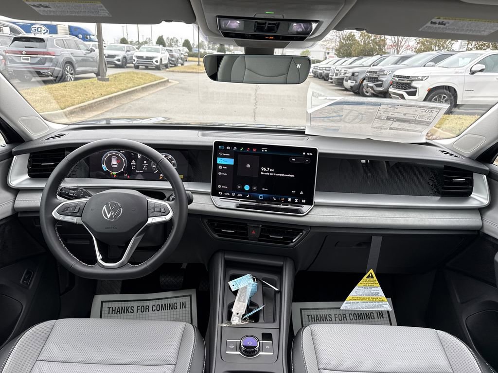 New 2026 Volkswagen Tiguan SE image 23