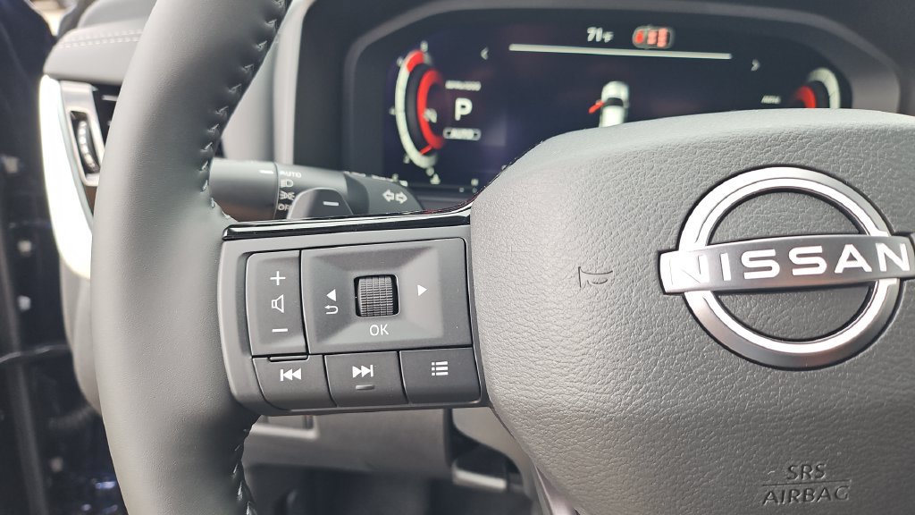 New 2026 Nissan Rogue Platinum AWD/4WD image 9