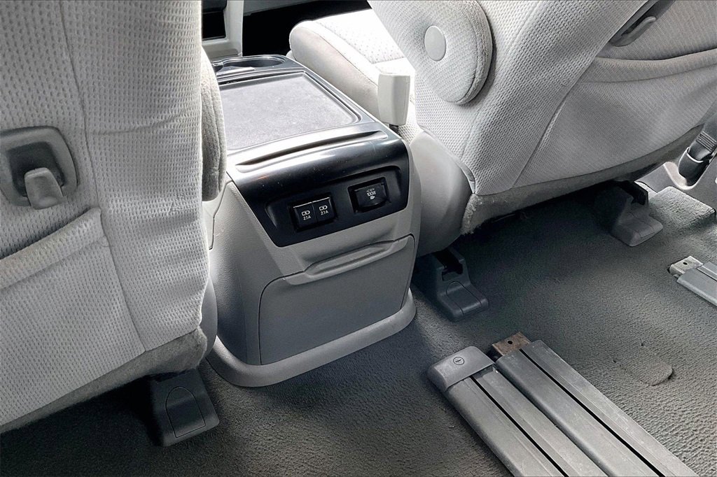 Used 2020 Toyota Sienna LE image 34