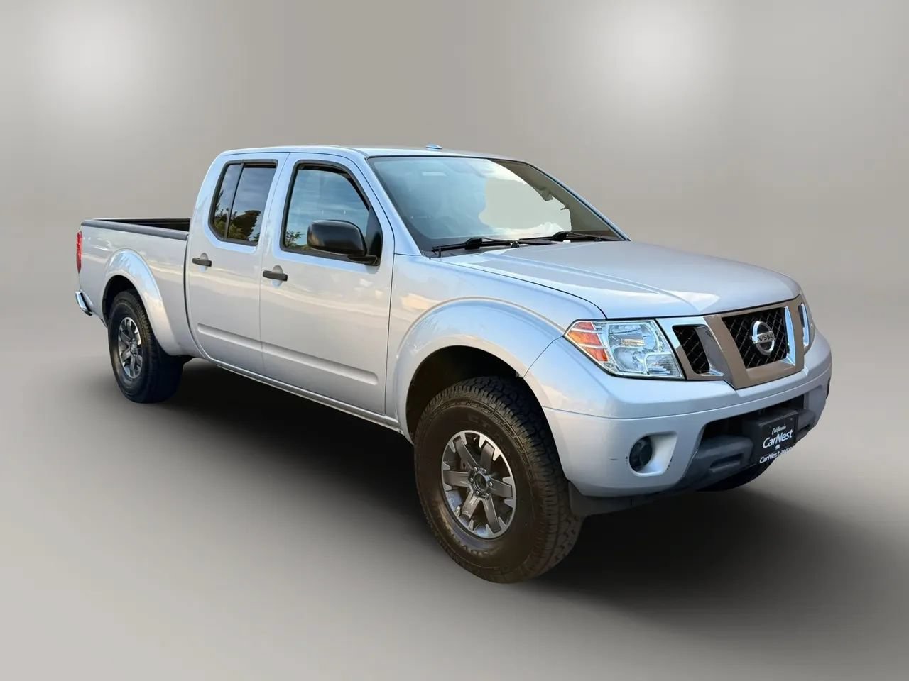 Used 2016 Nissan Frontier SV RWD image 2