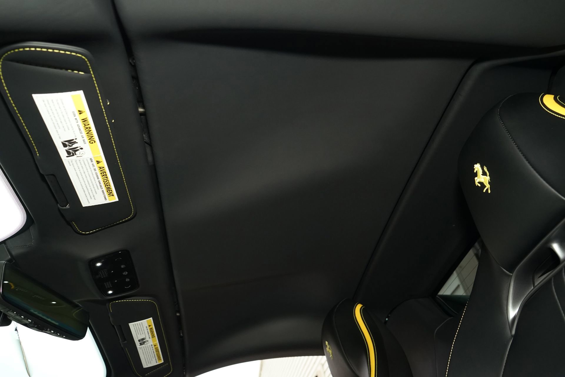 Used 2025 Ferrari SF90 Spider image 25