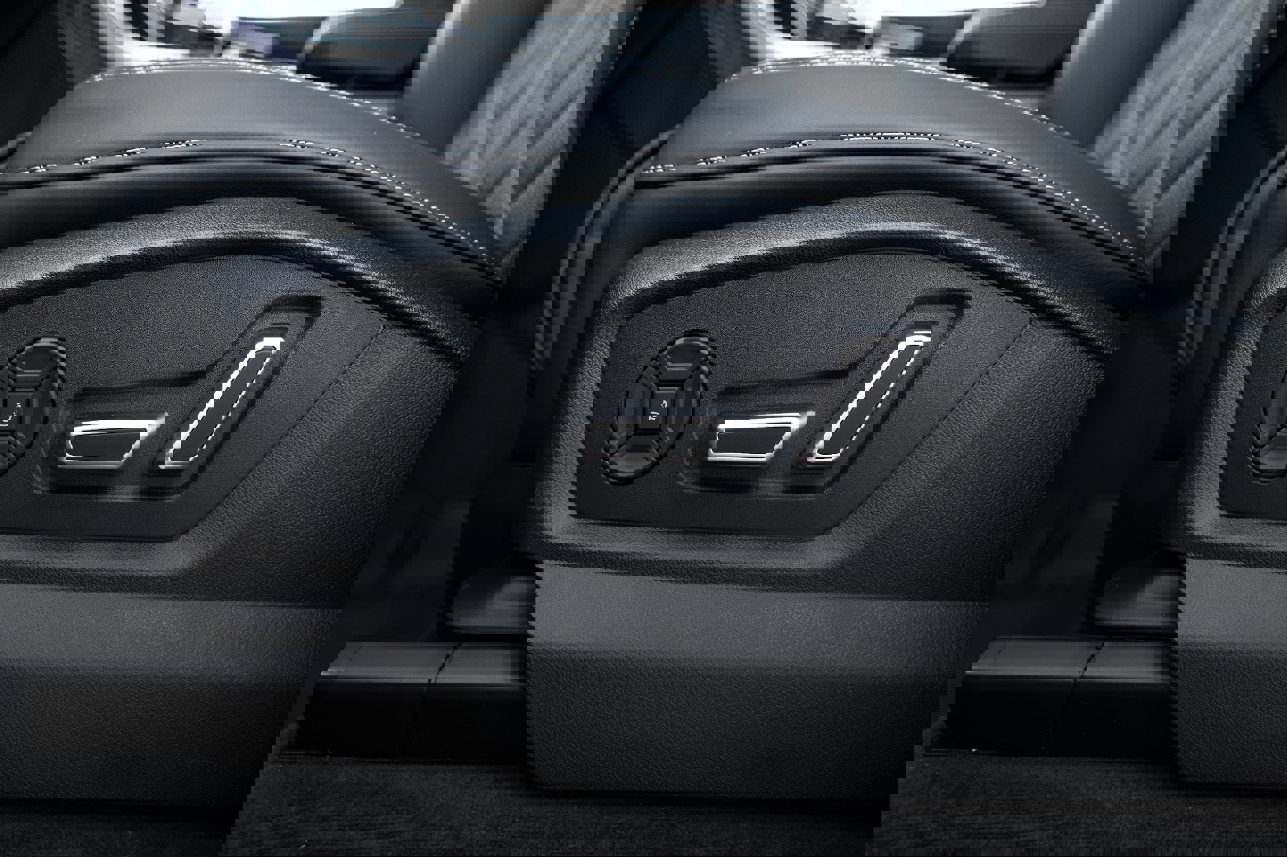 New 2026 Audi SQ7 Prestige image 15