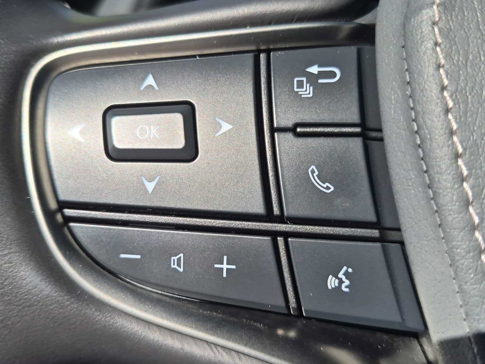 Used 2021 Lexus LS 500 AWD w/ Interior Upgrade Package image 24