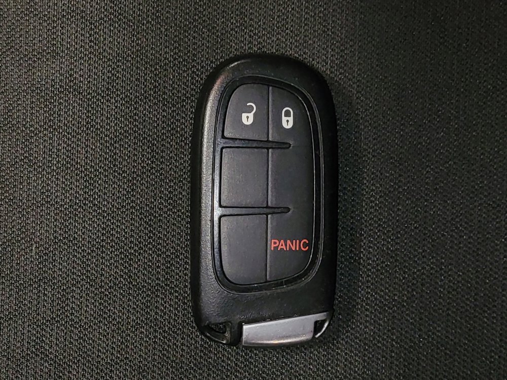 Used 2019 Jeep Cherokee Trailhawk w/ Trailer Tow Group AWD/4WD image 32