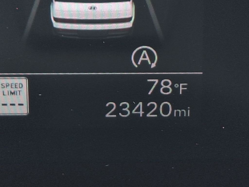 Certified 2025 Hyundai Santa Fe SEL image 21