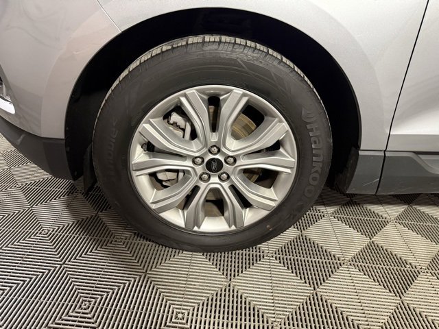 Used 2024 Ford Edge Titanium image 14
