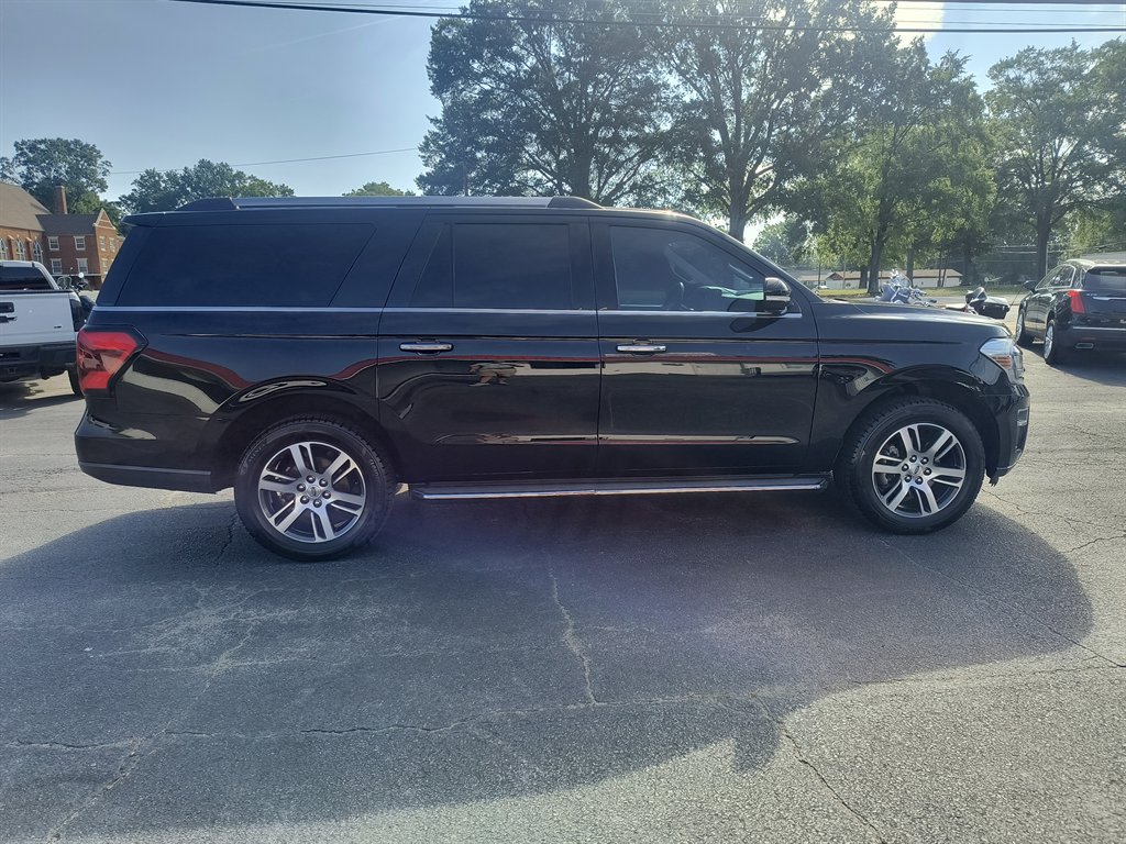 Used 2022 Ford Expedition Max Limited AWD/4WD image 6