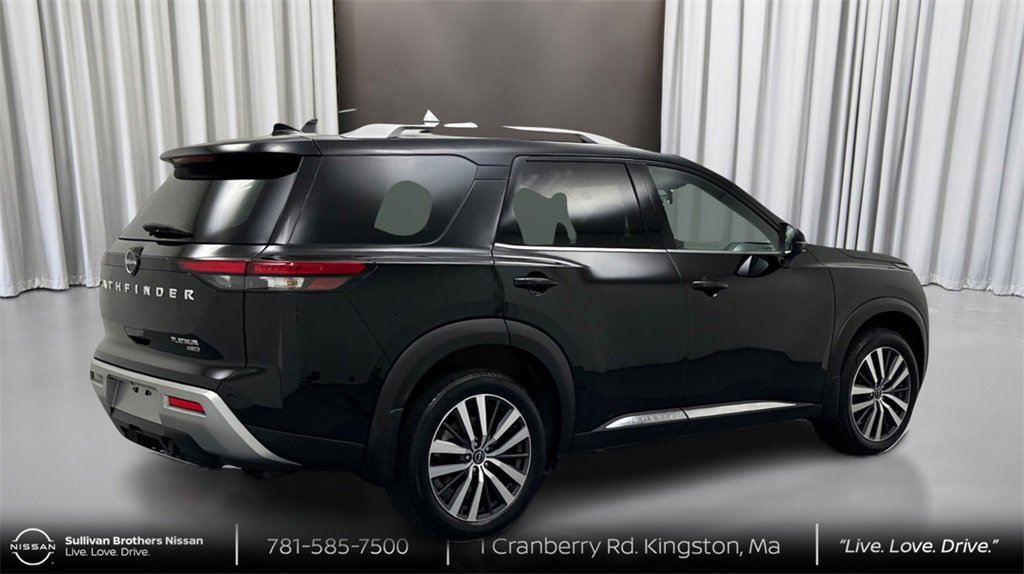 Certified 2022 Nissan Pathfinder Platinum w/ Cargo Package image 5