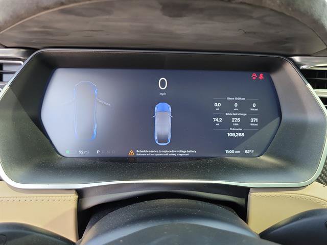 Used 2017 Tesla Model X 90D AWD/4WD image 18
