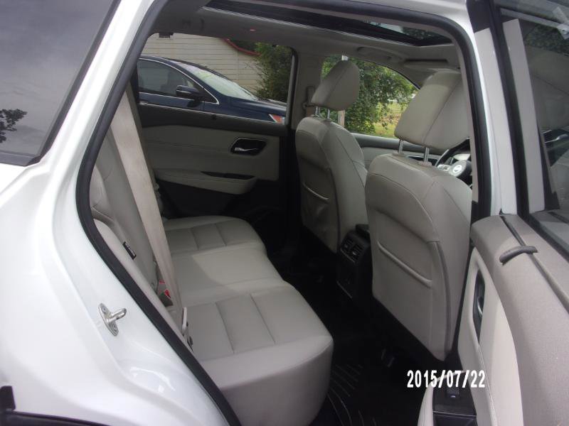 Used 2021 Nissan Rogue SV w/ Premium Package image 11