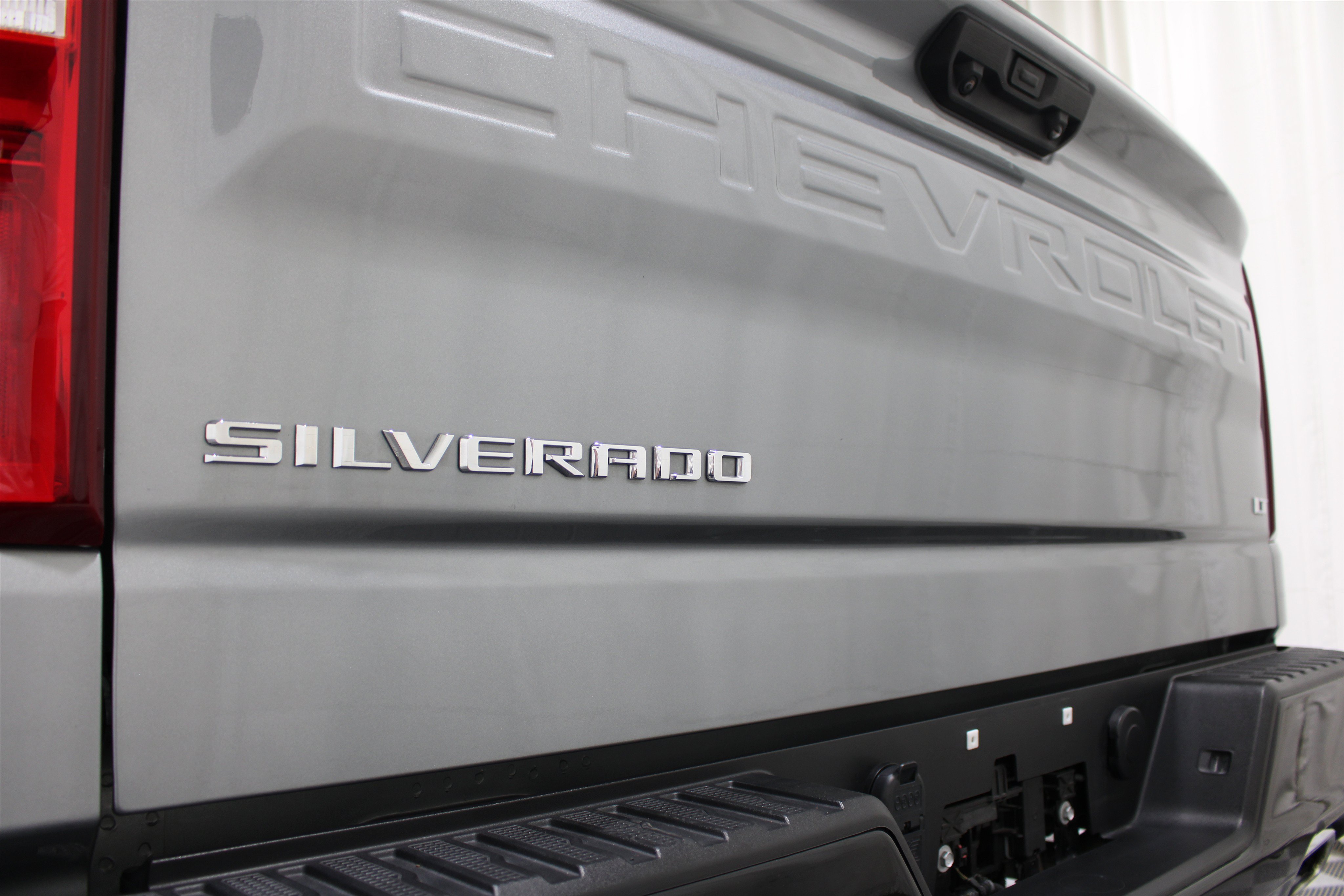 Used 2025 Chevrolet Silverado 1500 LT Trail Boss w/ Convenience Package II AWD/4WD image 27