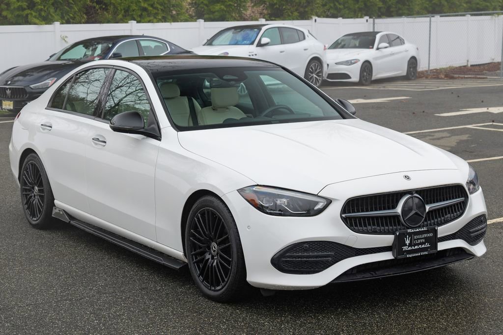 Used 2022 Mercedes-Benz C 300 4MATIC Sedan w/ Pinnacle Trim Package image 9
