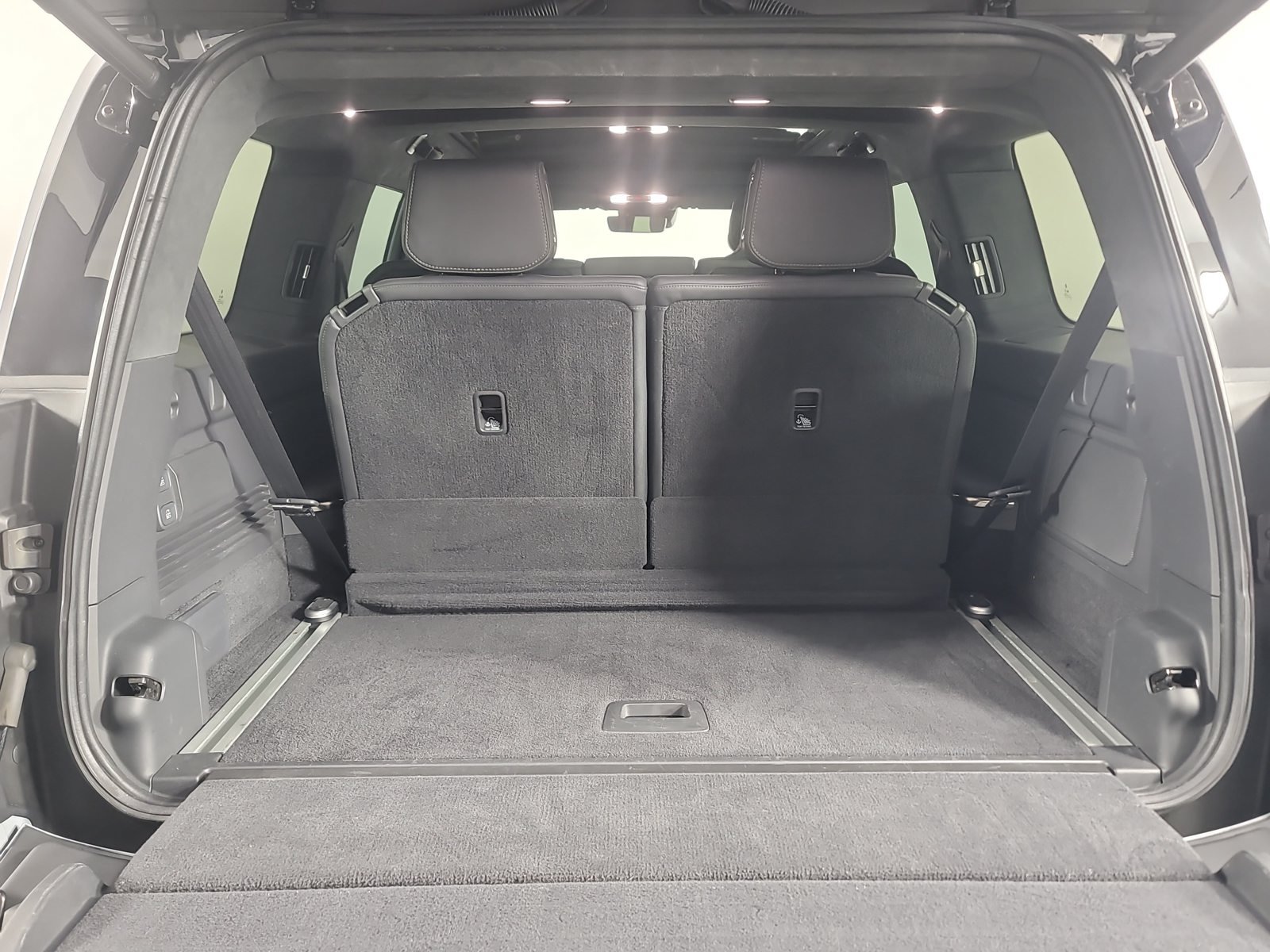 Used 2022 Rivian R1S Launch Edition Quad AWD/4WD image 15