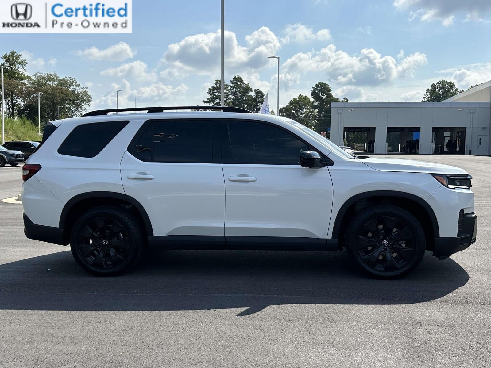 Certified 2026 Honda Pilot Black Edition image 28