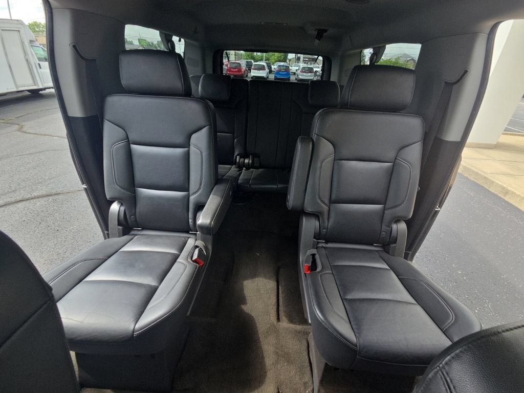 Used 2017 Chevrolet Suburban LT AWD/4WD image 34