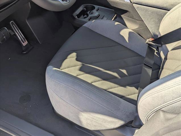 New 2026 BMW iX xDrive60 image 4