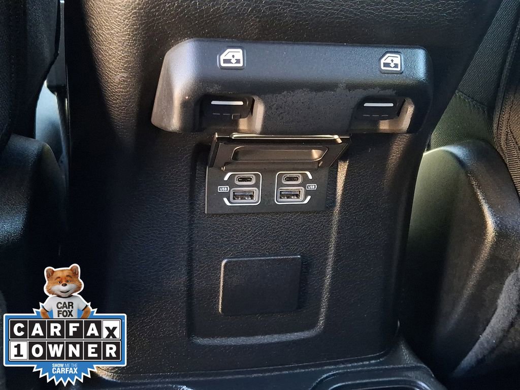 Used 2022 Jeep Gladiator Willys AWD/4WD image 11