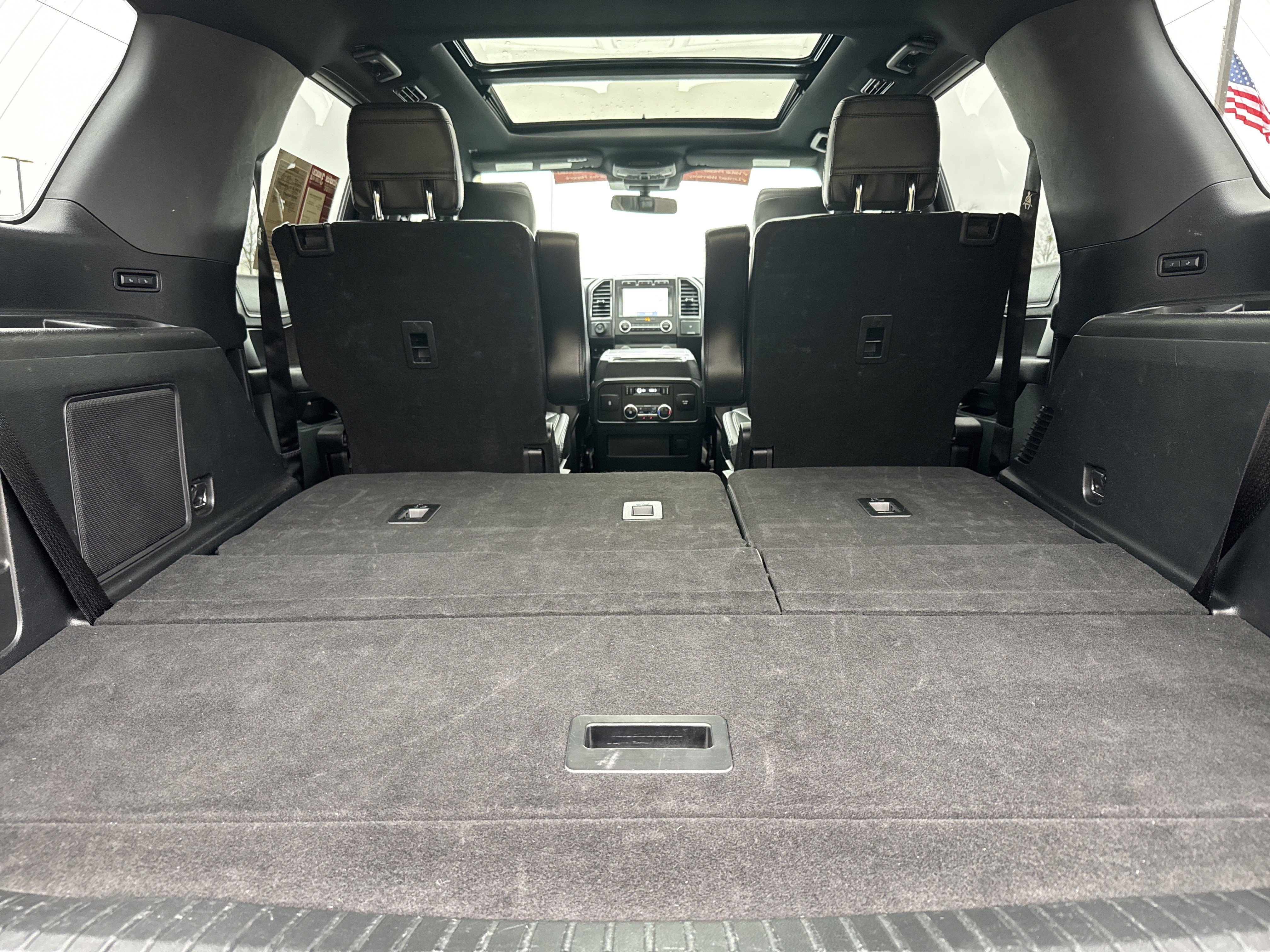Used 2020 Ford Expedition Limited w/ Equipment Group 302A image 35