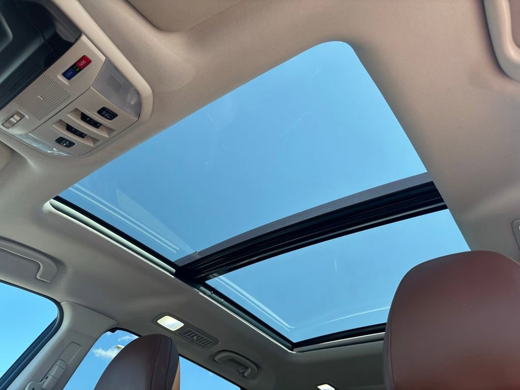 Used 2021 Subaru Ascent Touring AWD/4WD image 19