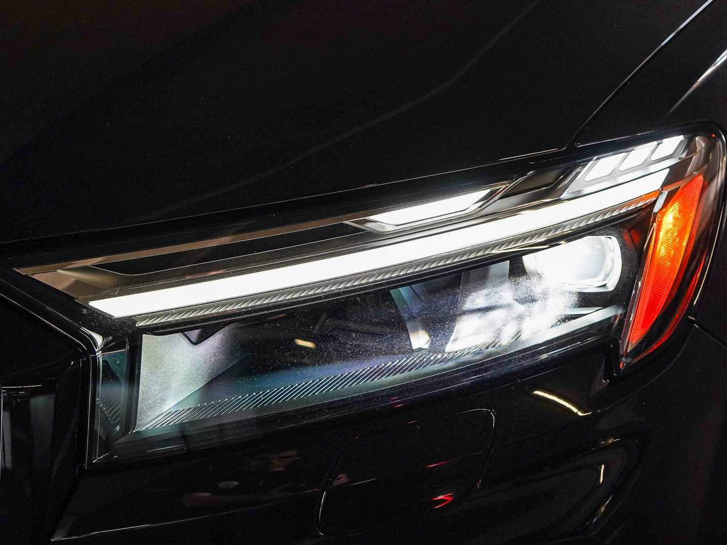 New 2026 Audi SQ7 Premium Plus AWD/4WD image 10