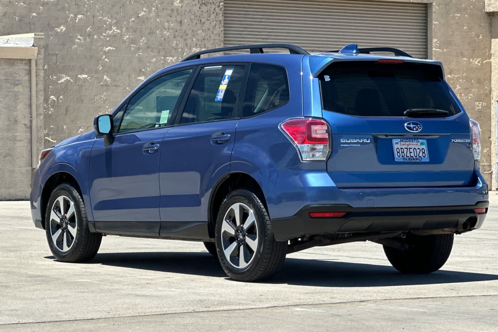 Used 2018 Subaru Forester 2.5i Premium w/ All-Weather Package AWD/4WD image 5