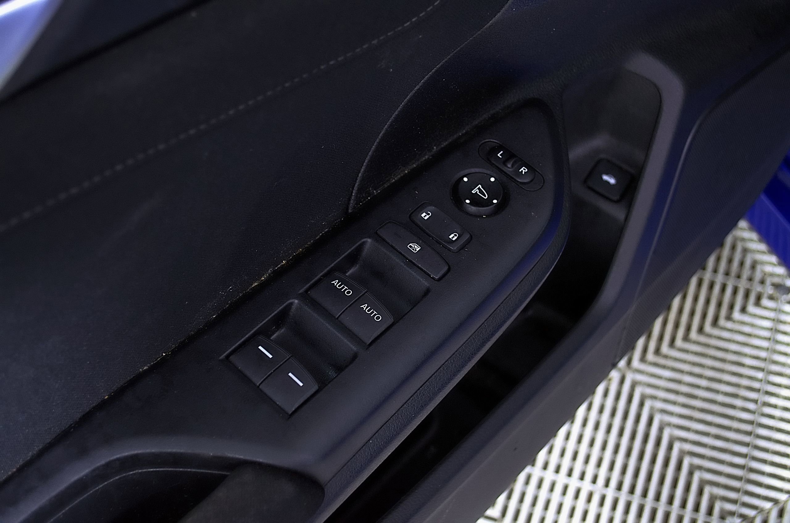 Used 2018 Honda Civic EX image 15