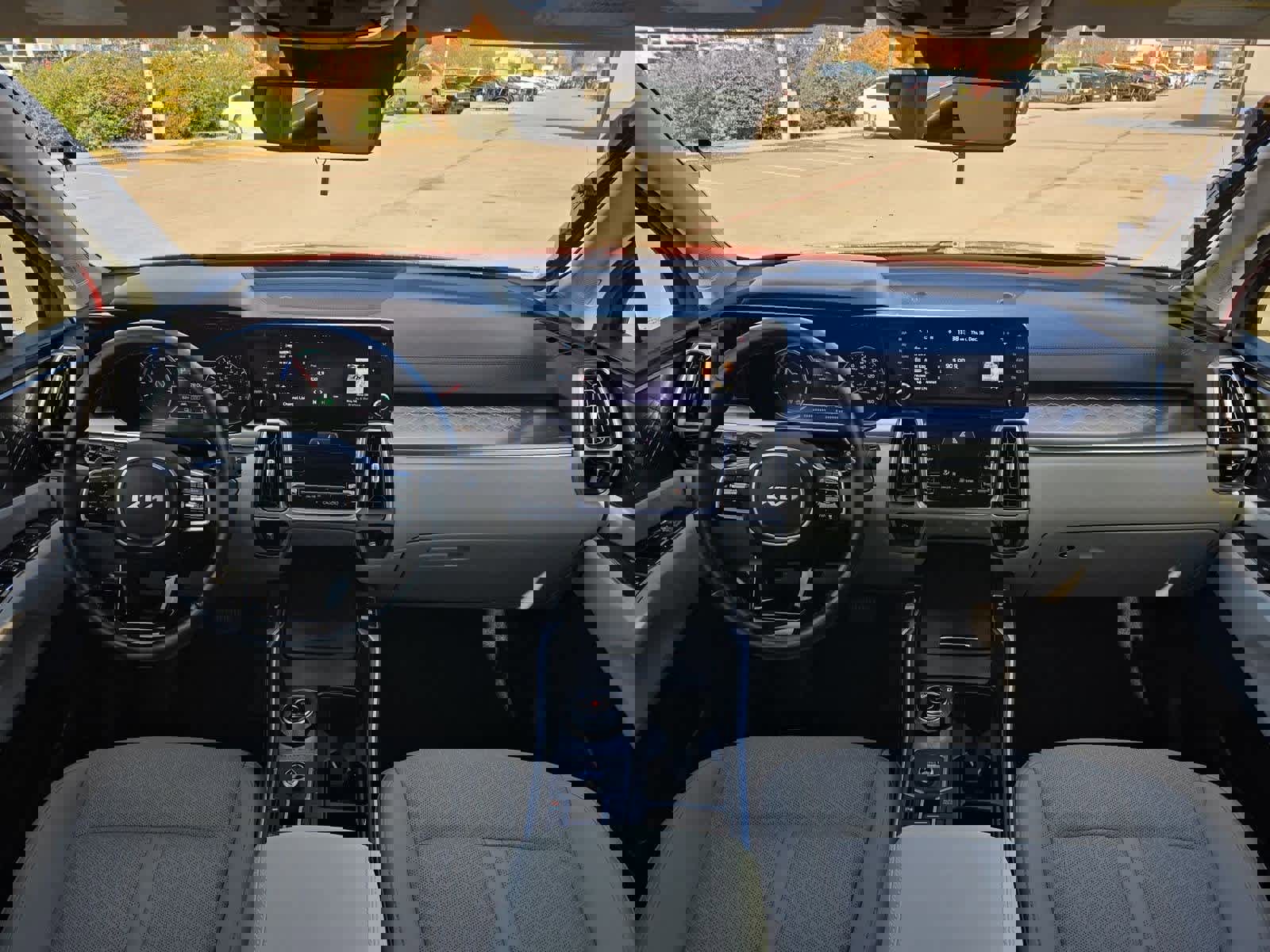 Certified 2022 Kia Sorento EX w/ Panoramic Sunroof Package image 14