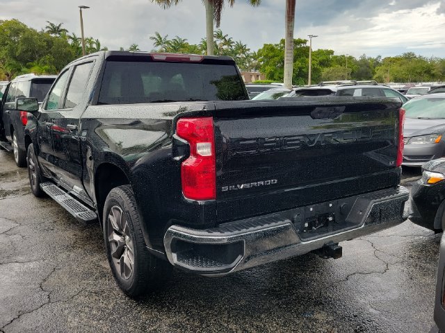 Used 2021 Chevrolet Silverado 1500 LT RWD image 3