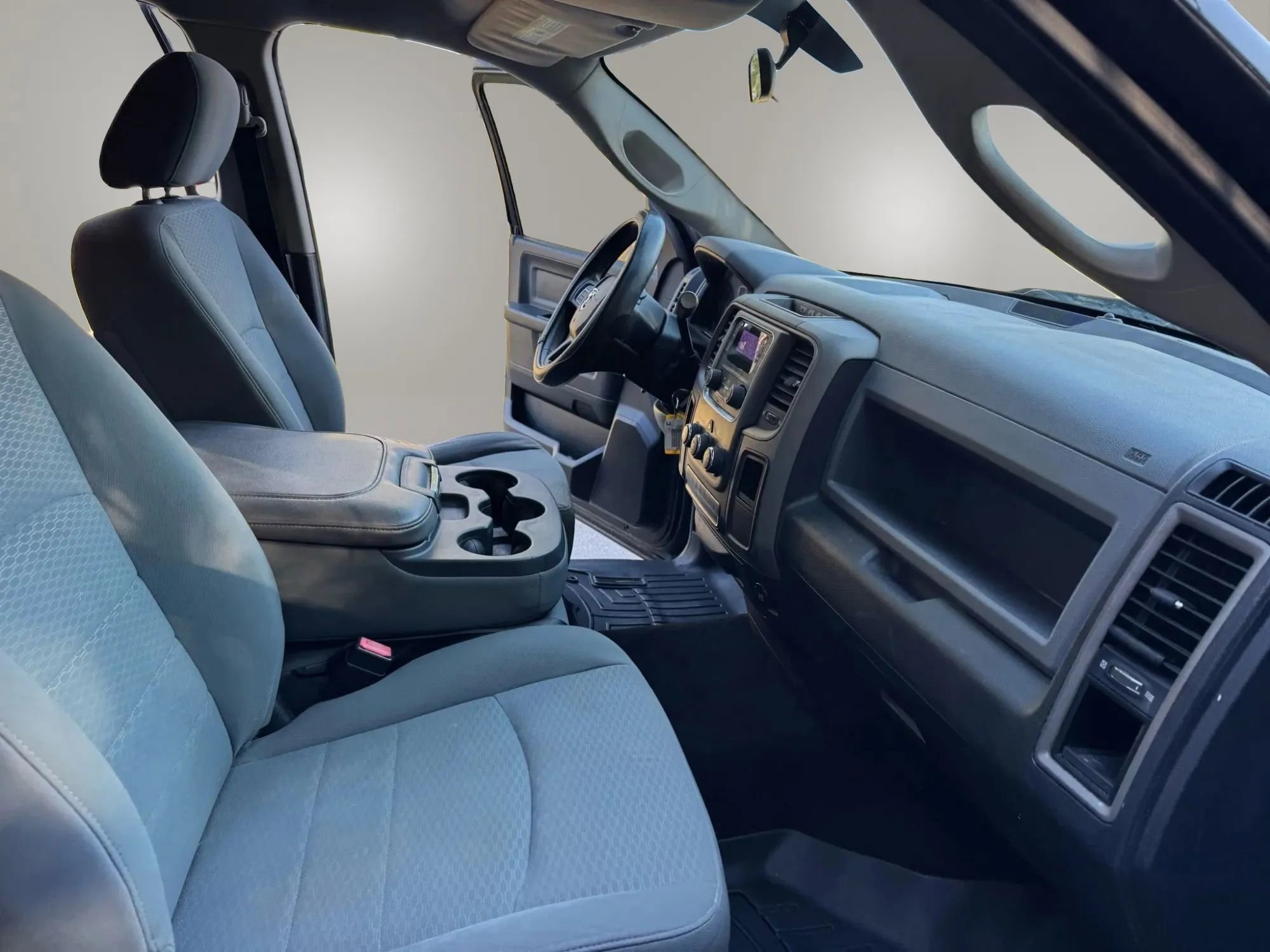 Used 2013 RAM 1500 Express image 10