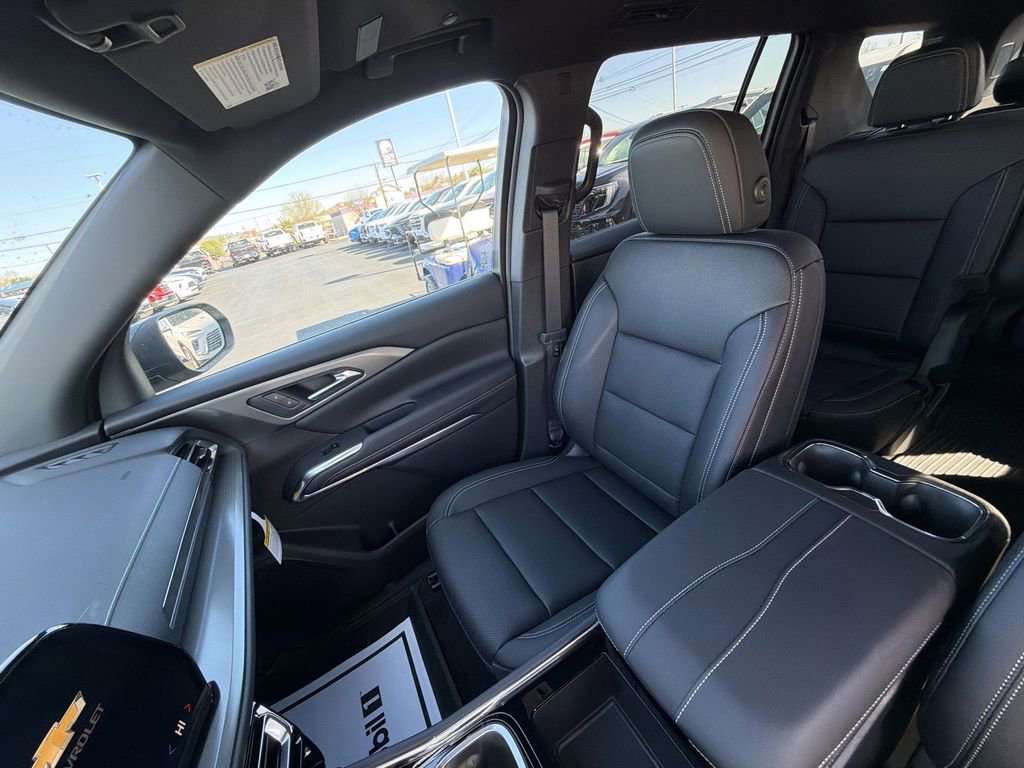 New 2026 Chevrolet Traverse LT w/ Sun and Wheel Package image 32