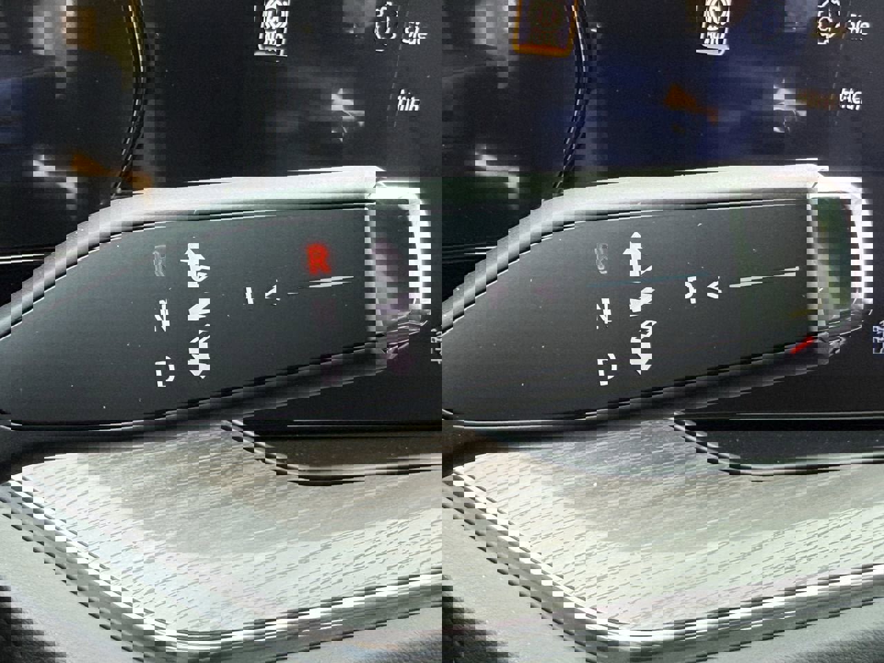 New 2026 Chevrolet Tahoe Z71 image 18