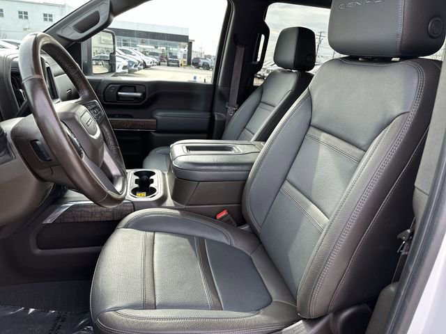 Used 2022 GMC Sierra 3500 Denali w/ Denali Ultimate Package image 15