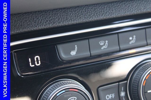 Used 2023 Volkswagen Atlas Cross Sport SE image 40