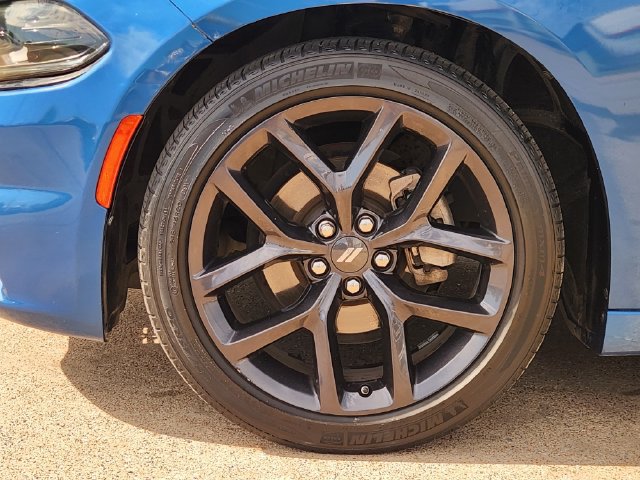 Used 2022 Dodge Charger SXT w/ Blacktop Package RWD image 8