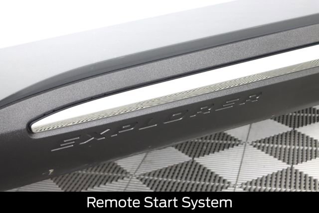 Certified 2025 Ford Explorer Active w/ Active Comfort Package AWD/4WD image 21