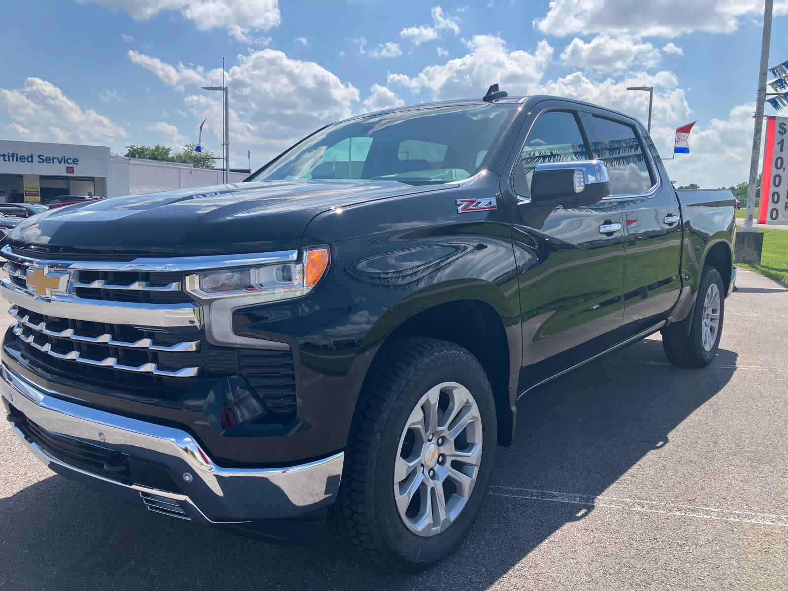 New 2026 Chevrolet Silverado 1500 LTZ AWD/4WD image 3
