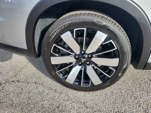 New 2026 Mitsubishi Outlander SE image 7