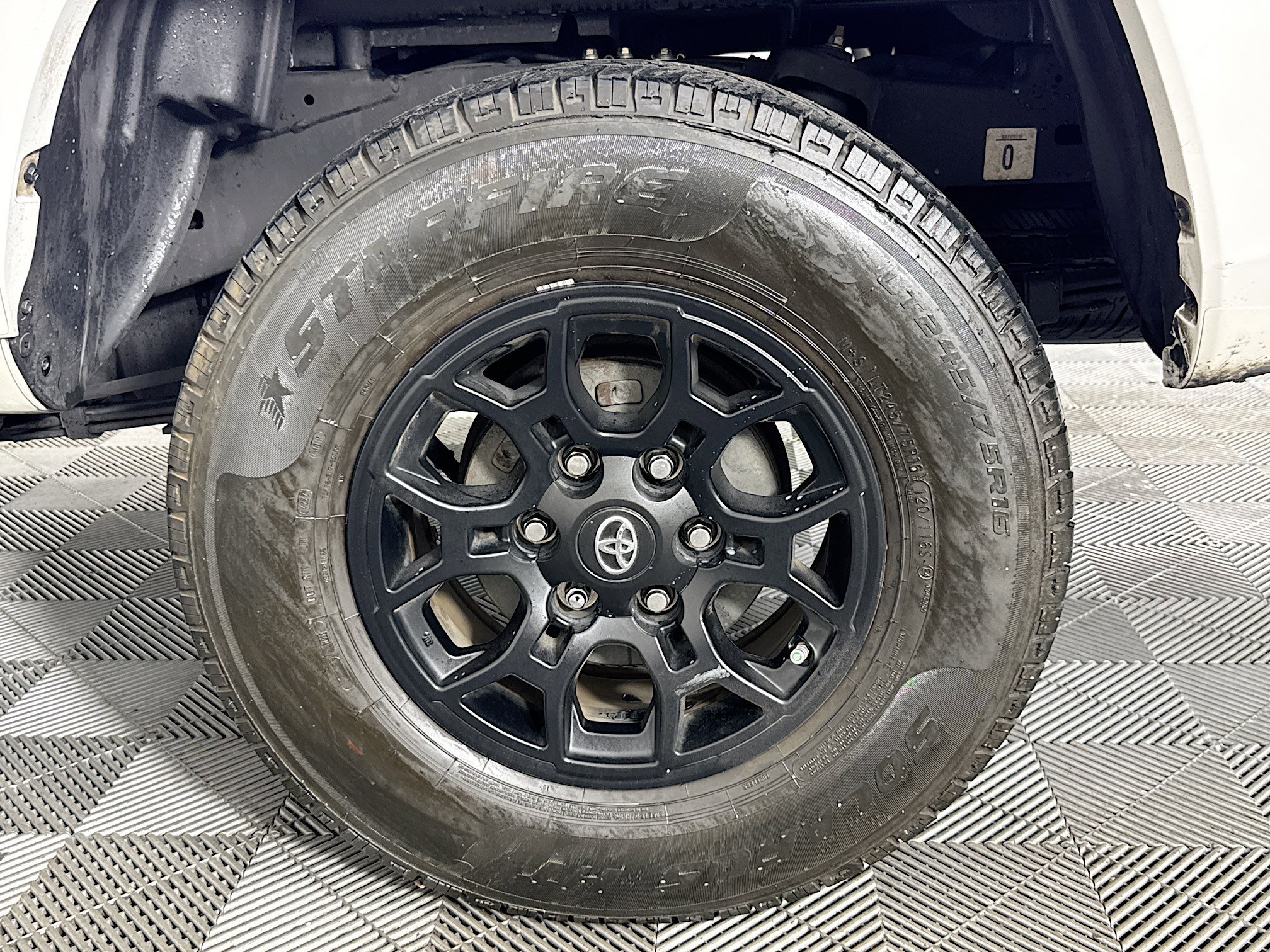 Used 2020 Toyota Tacoma SR5 image 35